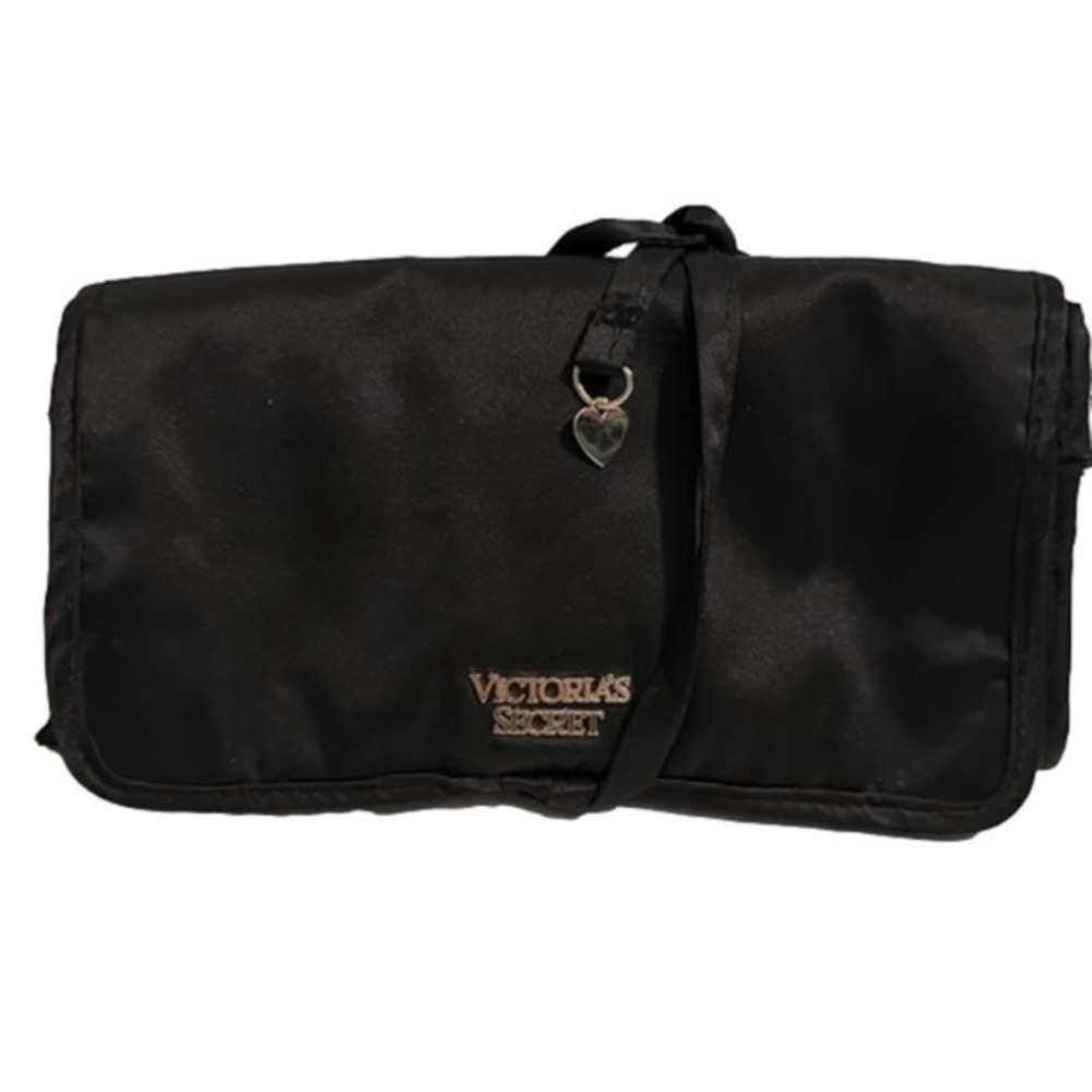 Victoria’s Secret Satin Jewelery Roll / Travel Case new never used